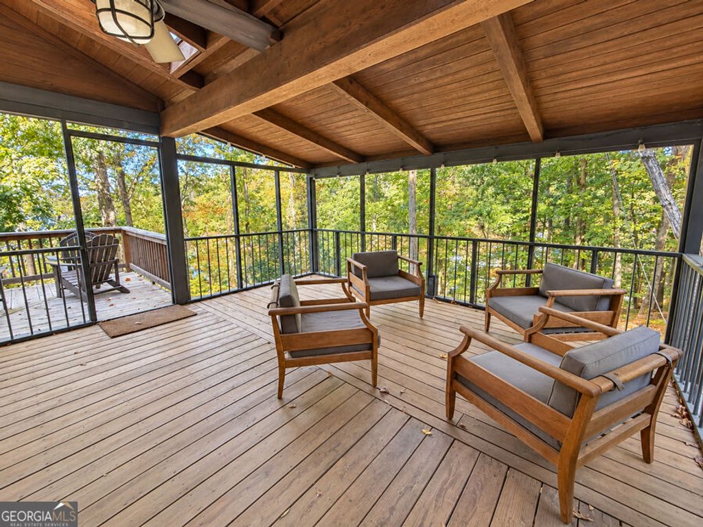 1330 S Arrowhead Drive, Westminster, SC 29693 — photo 5