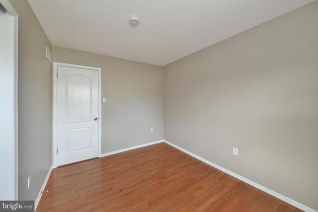 6403 ROLLING HILL DR, North Wales, PA 19454