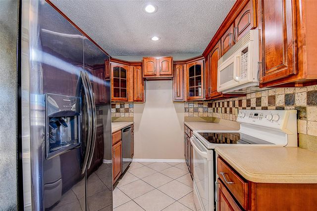 10849 92ND STREET, Seminole, FL 33777