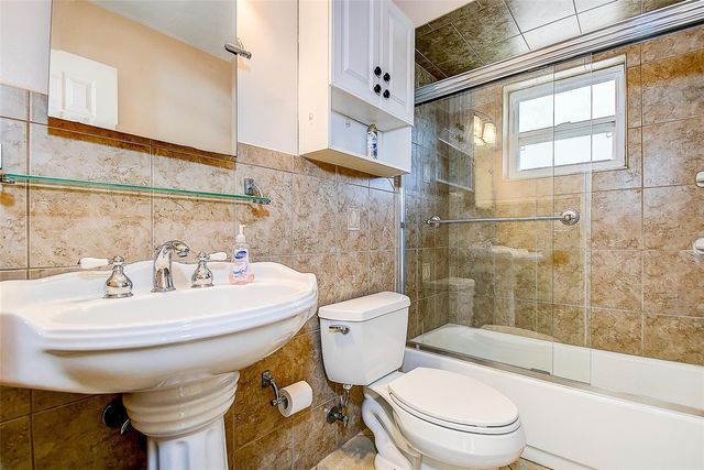 10849 92ND STREET, Seminole, FL 33777