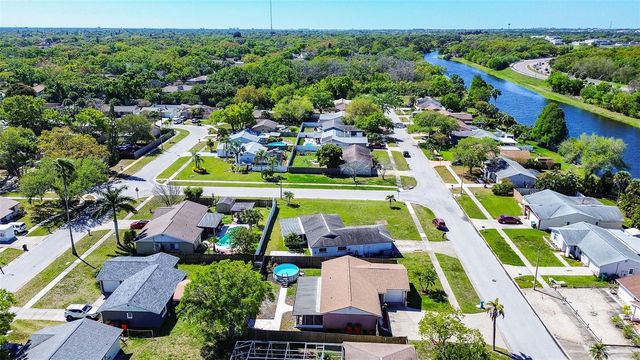 10849 92ND STREET, Seminole, FL 33777