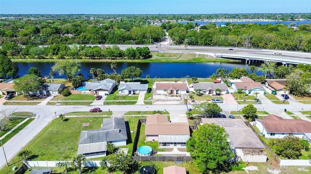 10849 92ND STREET, Seminole, FL 33777