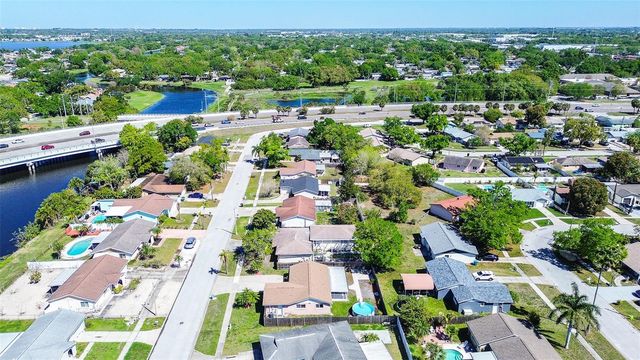 10849 92ND STREET, Seminole, FL 33777