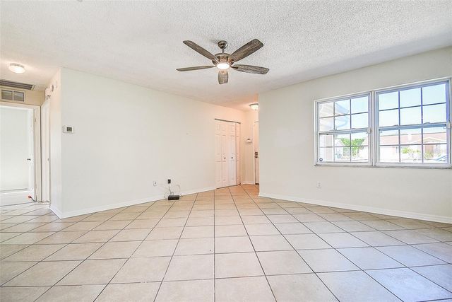 10849 92ND STREET, Seminole, FL 33777