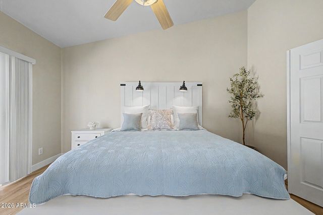 215 N STARBOARD Drive, Gilbert, AZ 85234