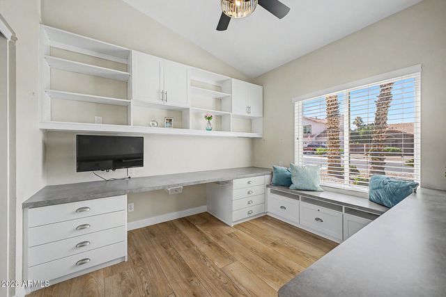 215 N STARBOARD Drive, Gilbert, AZ 85234