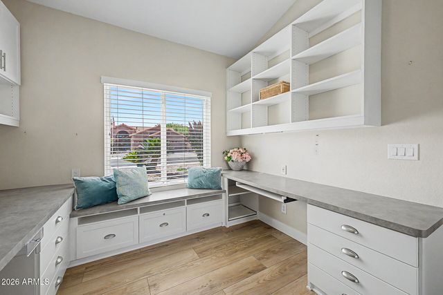 215 N STARBOARD Drive, Gilbert, AZ 85234