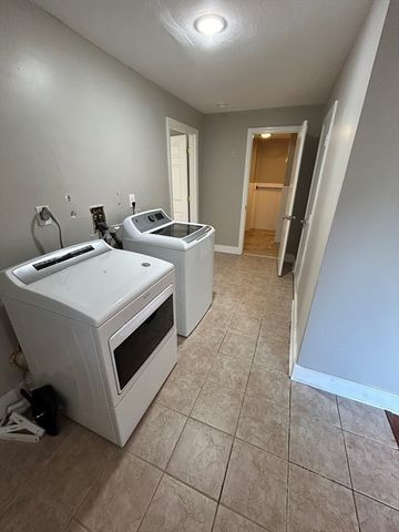 52 Port Norfolk 1, Boston, MA 02122