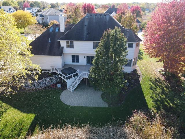 8443 Northview DRIVE, Pleasant Prairie, WI 53158