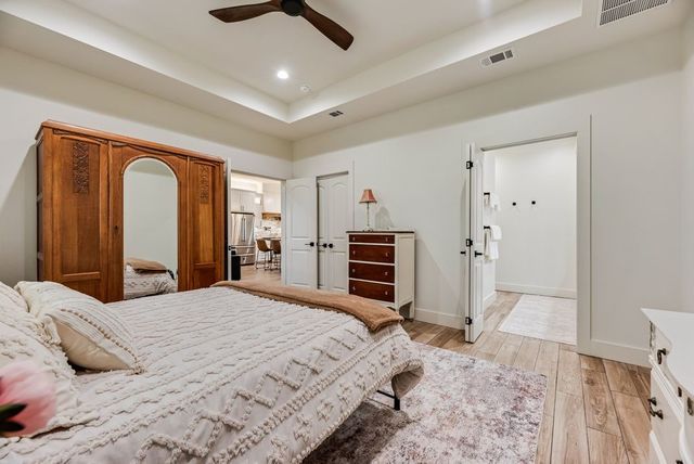 245 Creek Crossing Street, Alvord, TX 76225