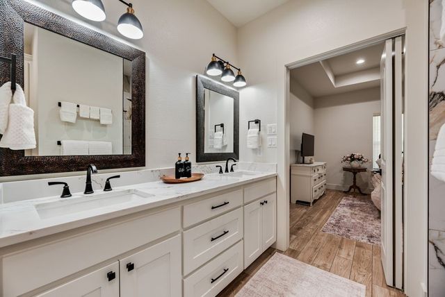 245 Creek Crossing Street, Alvord, TX 76225