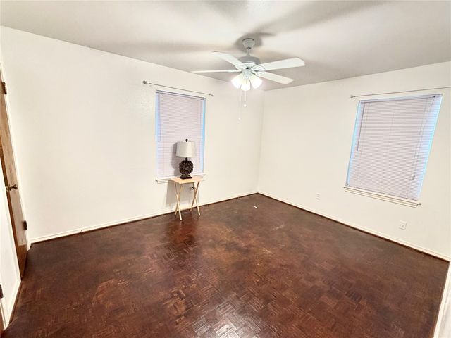 2414 Himes Street, Irving, TX 75060