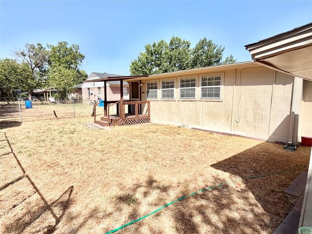 2414 Himes Street, Irving, TX 75060