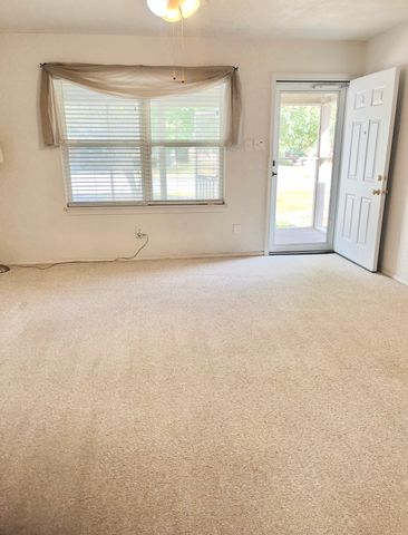 2414 Himes Street, Irving, TX 75060