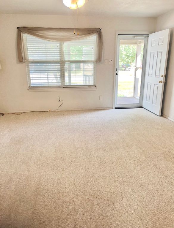 2414 Himes Street, Irving, TX 75060 — photo 5