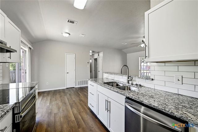 1406 E Downs Avenue, Temple, TX 76501