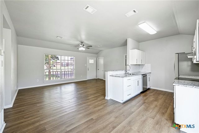 1406 E Downs Avenue, Temple, TX 76501