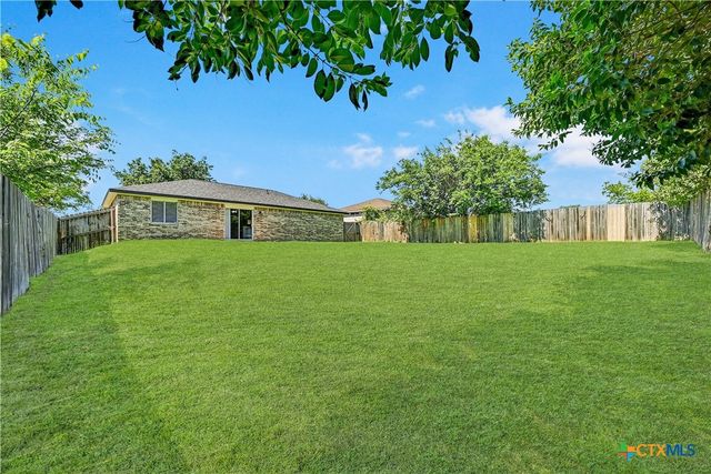 1406 E Downs Avenue, Temple, TX 76501