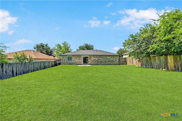 1406 E Downs Avenue, Temple, TX 76501