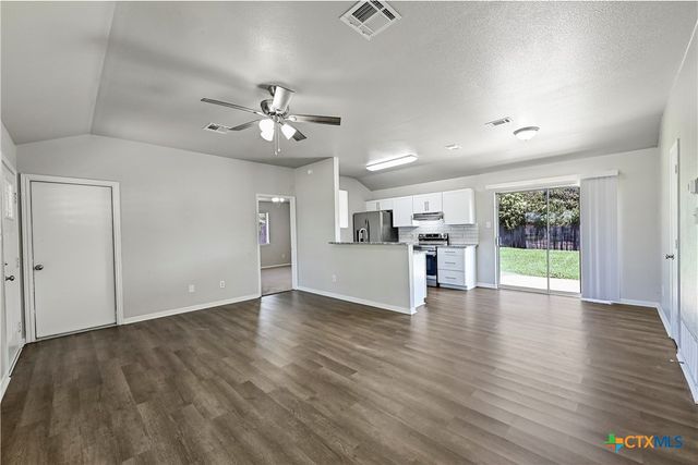 1406 E Downs Avenue, Temple, TX 76501