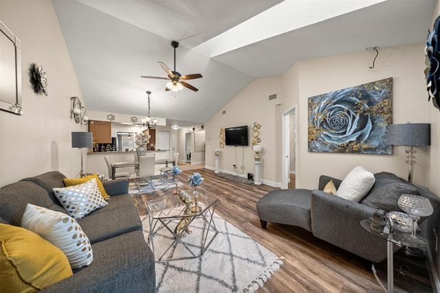 7799 NE 20TH COURT, Ocala, FL 34479