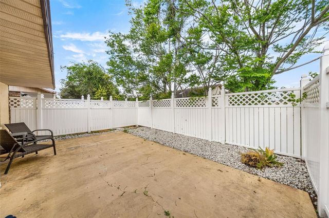 7799 NE 20TH COURT, Ocala, FL 34479