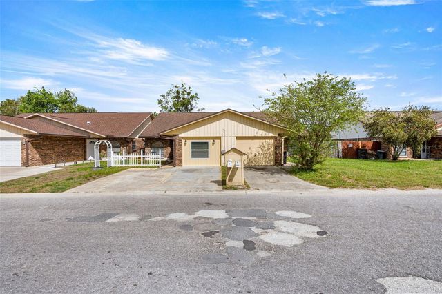 7799 NE 20TH COURT, Ocala, FL 34479