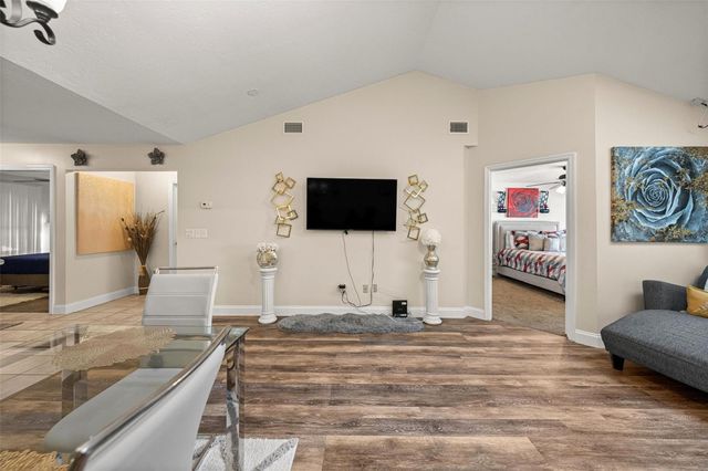 7799 NE 20TH COURT, Ocala, FL 34479