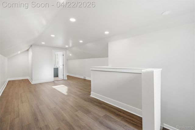 23304 Oak Street, Dearborn, MI 48128