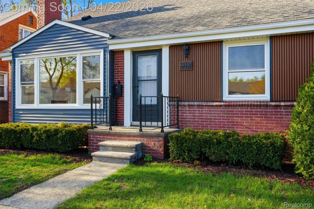 23304 Oak Street, Dearborn, MI 48128