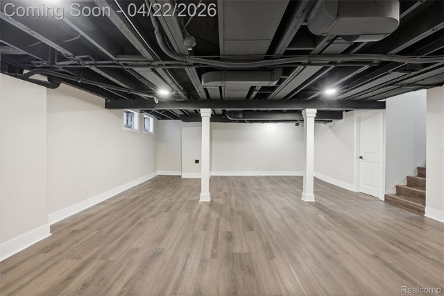 23304 Oak Street, Dearborn, MI 48128