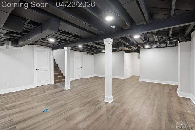 23304 Oak Street, Dearborn, MI 48128