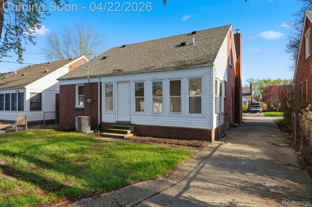 23304 Oak Street, Dearborn, MI 48128