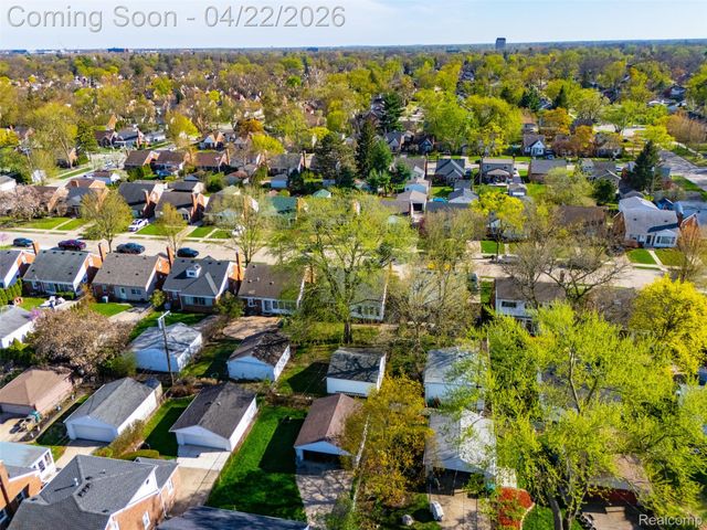 23304 Oak Street, Dearborn, MI 48128