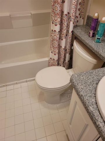 39400 Roslyn Drive, Sterling Heights, MI 48313