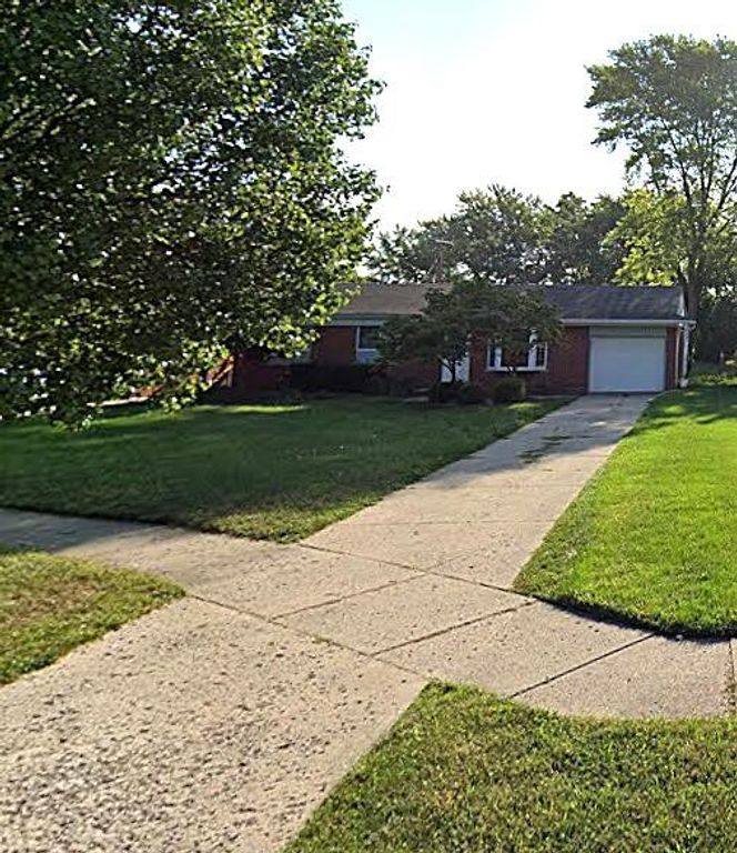 39400 Roslyn Drive, Sterling Heights, MI 48313