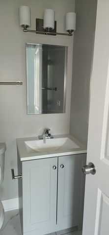 1023 E 45th Street 2, Chicago, IL 60653