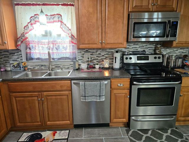 1719 Gordon AVE, Roanoke, VA 24014