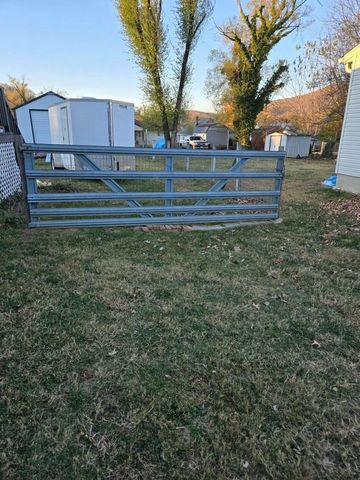 1719 Gordon AVE, Roanoke, VA 24014