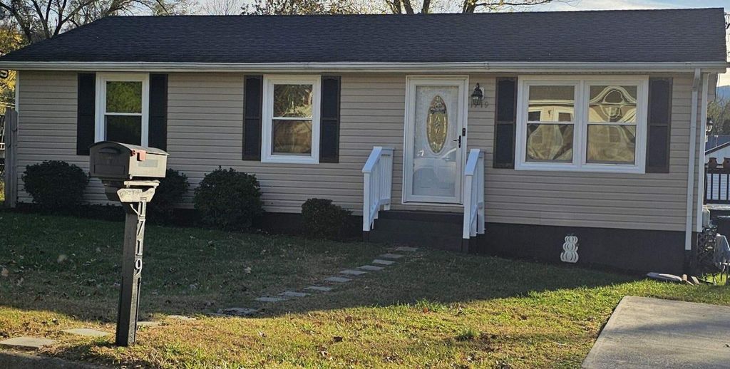 1719 Gordon AVE, Roanoke, VA 24014