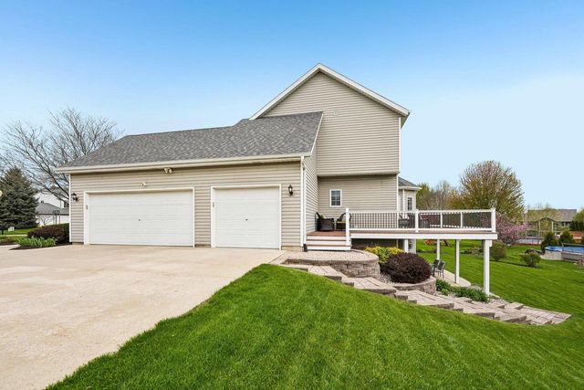1209 Williams DRIVE, Mukwonago, WI 53149