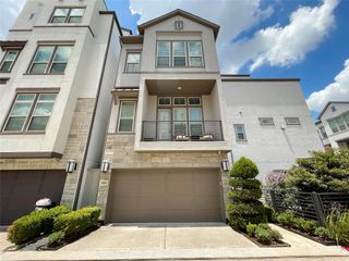 809 Leavenworth Avenue, Houston, TX 77008