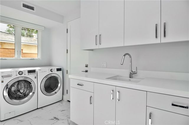 621 Narcissus Avenue, Corona Del Mar, CA 92625