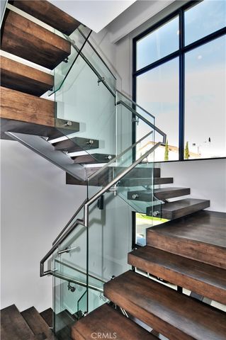 621 Narcissus Avenue, Corona Del Mar, CA 92625