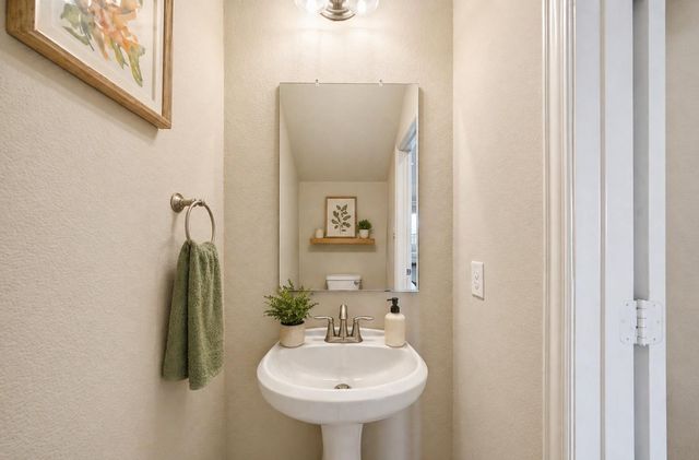 1927 Autumn Run LN, Round Rock, TX 78665