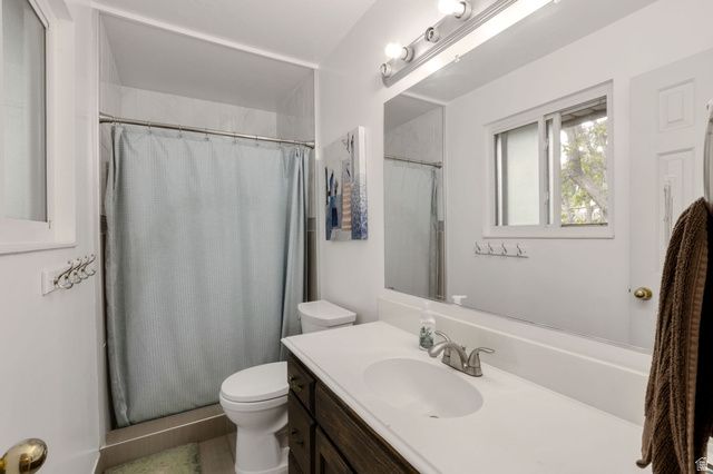 8149 S DEER RUN WAY, South Weber, UT 84405