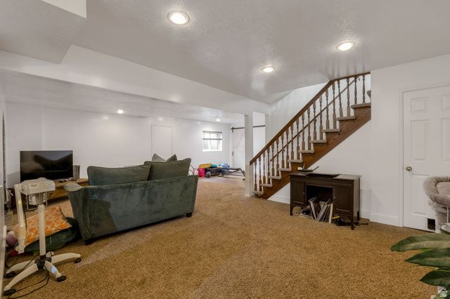 8149 S DEER RUN WAY, South Weber, UT 84405