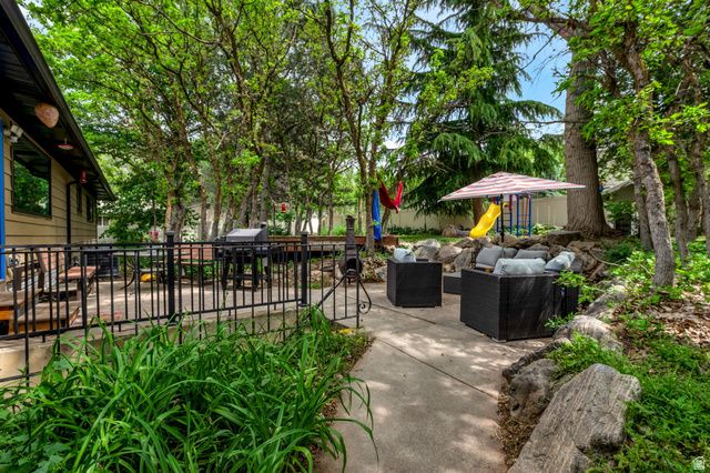 8149 S DEER RUN WAY, South Weber, UT 84405