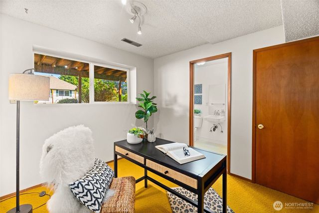 7944 Spartan Court SE, Olympia, WA 98503
