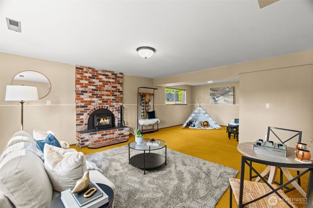 7944 Spartan Court SE, Olympia, WA 98503